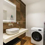Zeus Luxe *