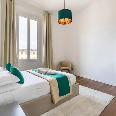 Zeus Luxe Firenze